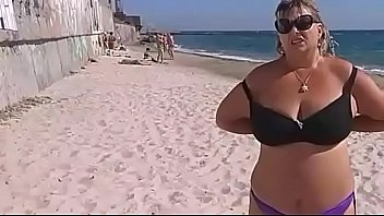 BBW Lady On Beach Play With Naked Boobs
