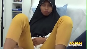 Two Asian Muslim Babes Jerking And Begging For Cum