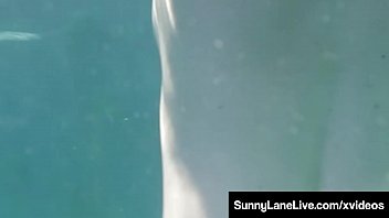 Scuba Sucking Sunny Lane Blows A Dick Underwater