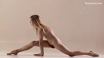 Hairy Teen Mochalkina Shows Outstanding Flexibility
